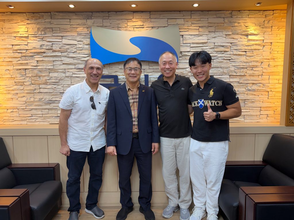 Oktay Cakir, Kukkiwon Präsident Ung-suk Yun, Frank und Daniel Kim